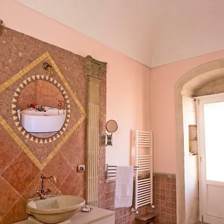 Borgo Antico فندق مبيت وإفطار راغوزا